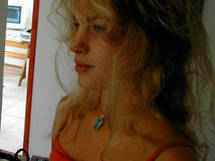 Hundreds of men email very interesting pics of their multiple stark naked exgirlfriends to us. Image 4