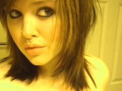 Divorced young men email thousands of private pics with their sexy wholly naked exgirlfriends to our site every week. Image 3