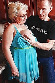 granny-big-boobs157.jpg