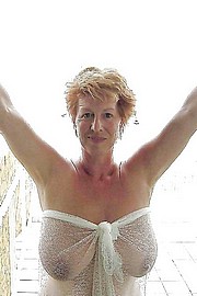 granny-big-boobs323.jpg