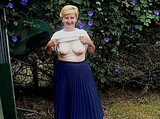 grannyporn66.jpg