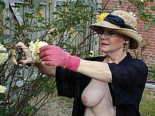grannyporn14.jpg