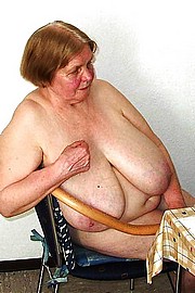 grannyporn40.jpg