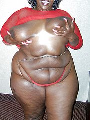 plump black girl