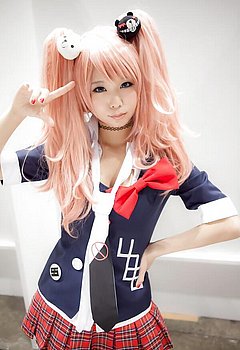 beautiful cosplay