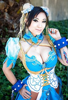 cosplay girl