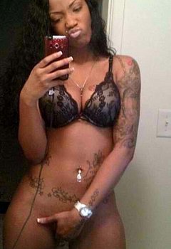 ebony selfie