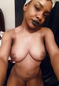 beautiful ebony girl