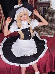 beautiful cosplay girl