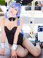 hot cosplay girl