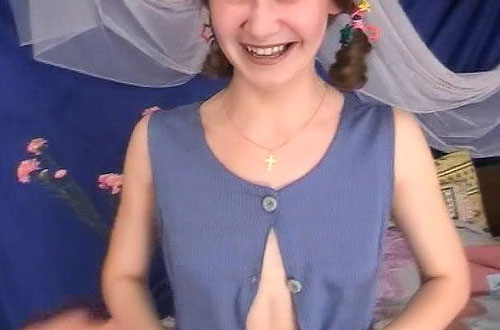 Young russian amateur teen girl invites you to her site full of the EXCLUSIVE  content!