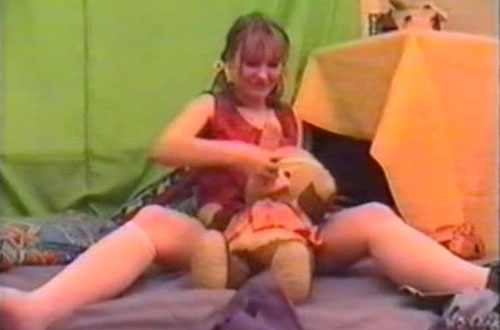 Young teen amateur schoolgirls for you!