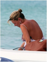 alicia-douvall nude