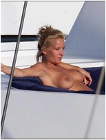 alicia-douvall nude