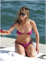 alicia-douvall nude