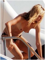 alicia-douvall nude
