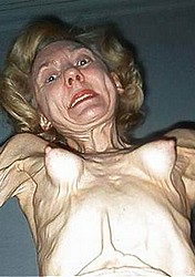 skinny_granny07.jpg