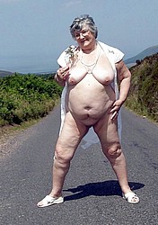 horny-grannies24.jpg