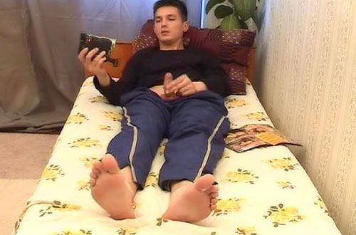Young russian teen boys love sex and they want to share with you their homemade videos!