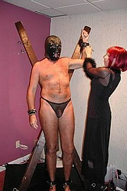maleslave08f.jpg