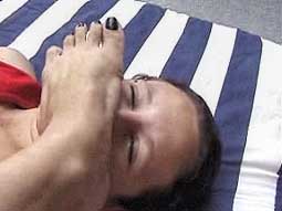 FOOTSMOTHER