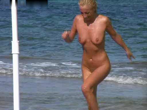 Click HERE to see more young boobs!