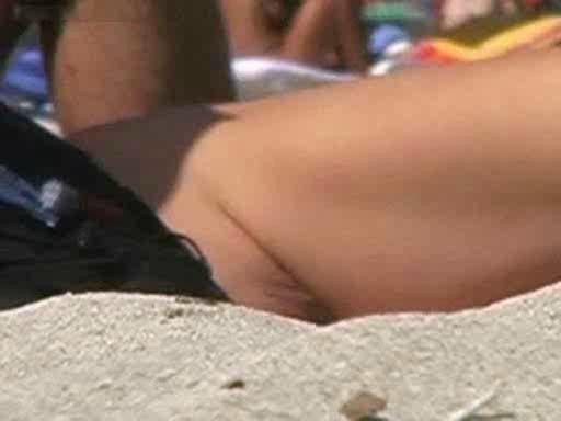 Click HERE to see more young boobs!