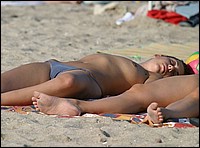 Click HERE to see more young boobs!
