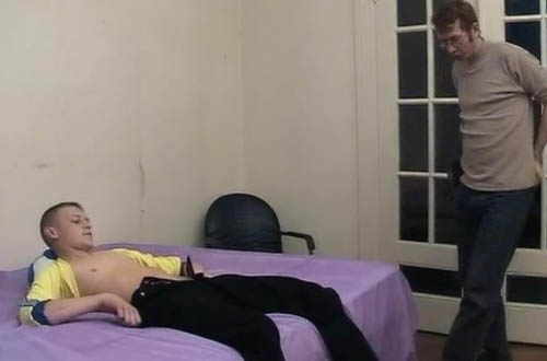 Young russian teen boys love sex and they want to share with you their homemade videos!