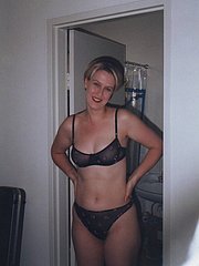 Amateur Matures in Nylons