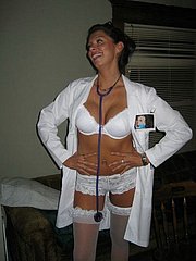 Amateur Matures in Nylons