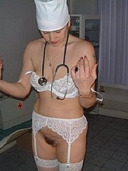 Amateur Matures in Nylons