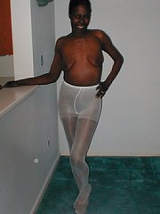 Amateur Matures in Nylons