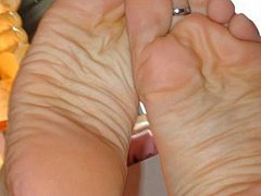 #3 Amateur Feet&Legs Video Sample