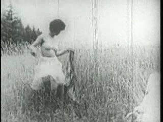 Free Retro Movie!