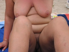 Plump babes