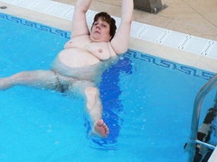Plump babes