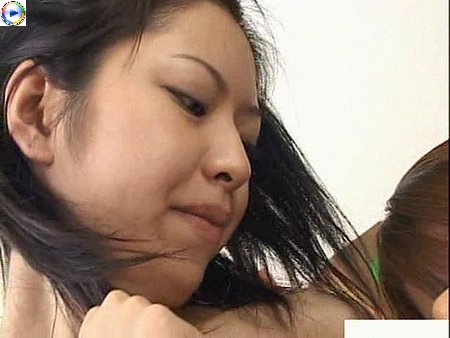 lesbo_chunk_82.jpg