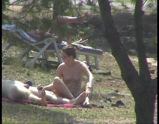 Click HERE to see more young boobs!