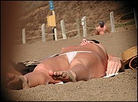 Click HERE to see more young boobs!