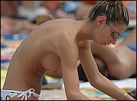 Click HERE to see more young boobs!