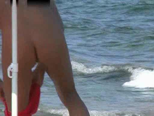 Click HERE to see more young boobs!