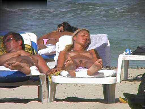Click HERE to see more young boobs!