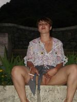 celebrity upskirts