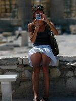 upskirt no panties