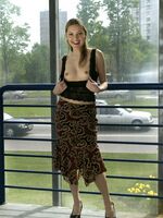 celebrity upskirts