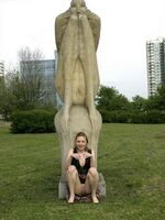 upskirt no panties