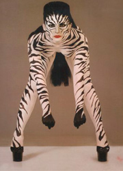 Professional body paint on mother-naked tasty girls. Image 2