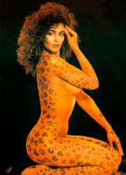 Professional body paint on mother-naked tasty girls. Image 3