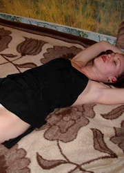 Teen babe gets so drunk that she doesn't know she got undressed and her pussy was rocked Image 5